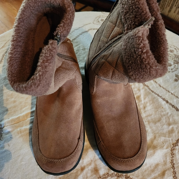 L L Bean boot - Picture 1 of 4